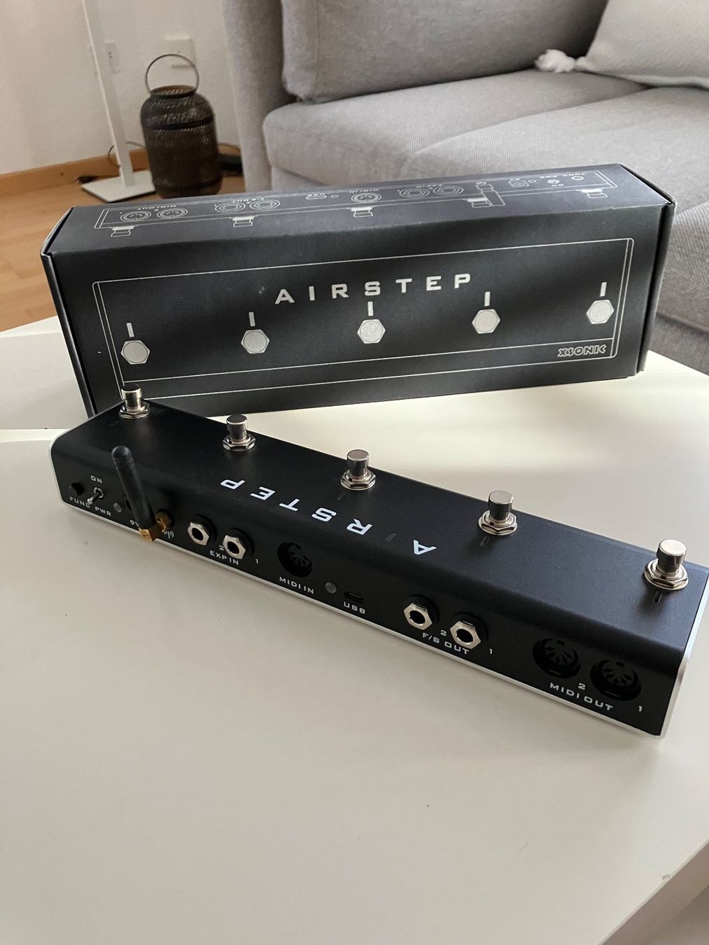 Strumenti musicali: Xsonic Airstep Smart Controller – Usato da Eiken venduto da Vivaldi01 1
