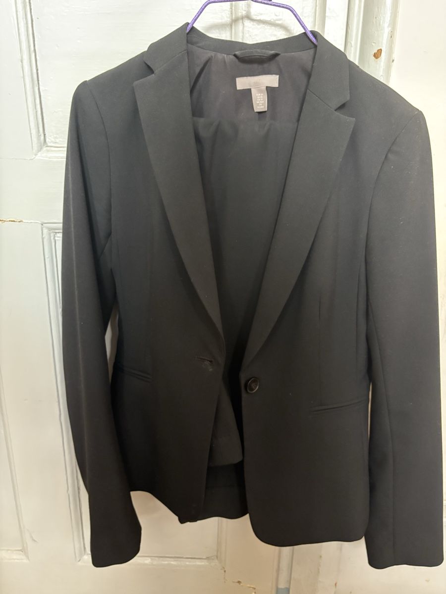 H&M Anzüge & Kostüme: Tailleur pantalon noir  – Neu (gemäss Beschreibung) aus Genève von eli_kp6v