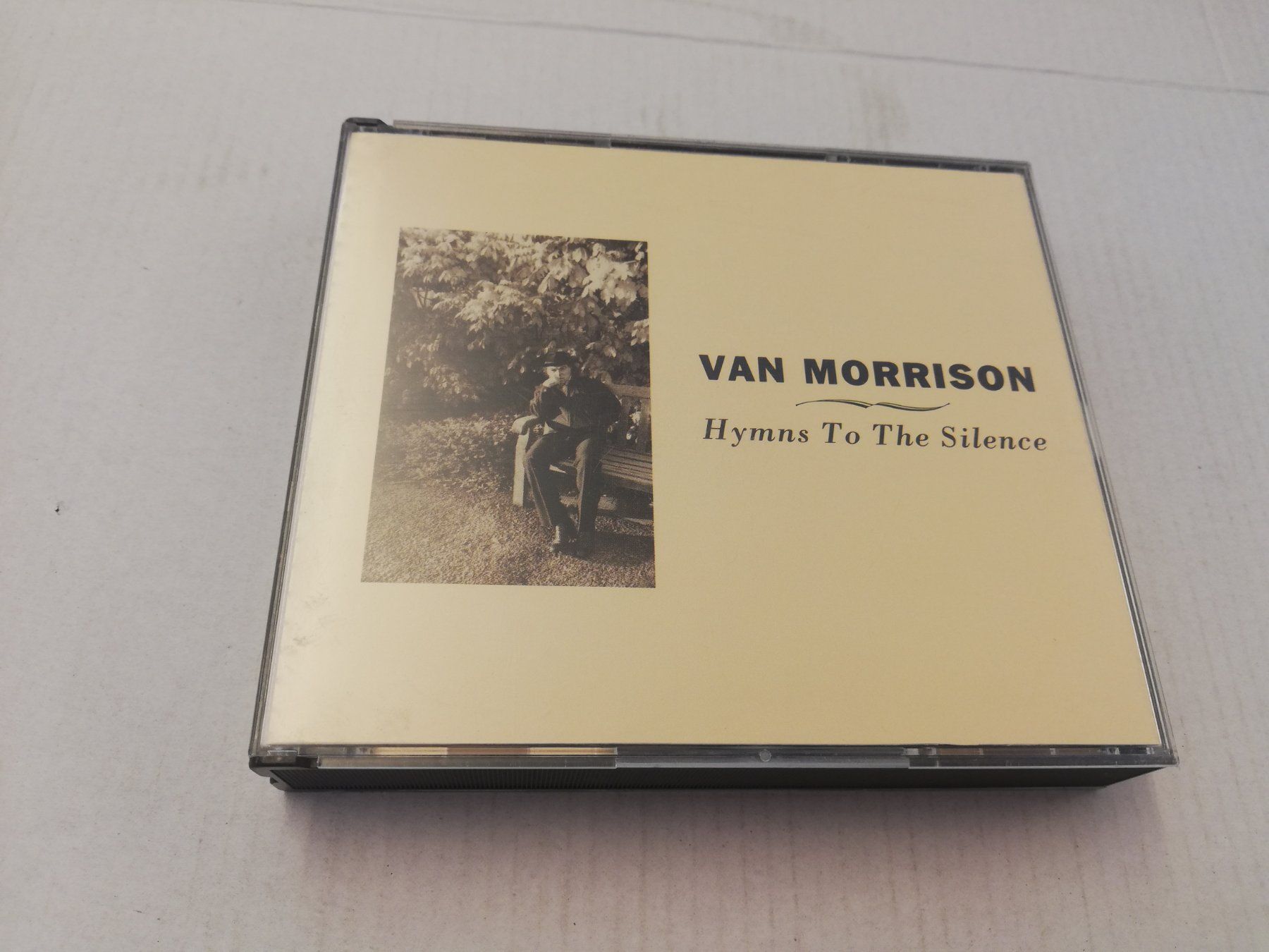 CDs: VAN MORRISON - HYMNS TO THE SILENCE – Gebraucht aus Bern von Vinylsound.ch