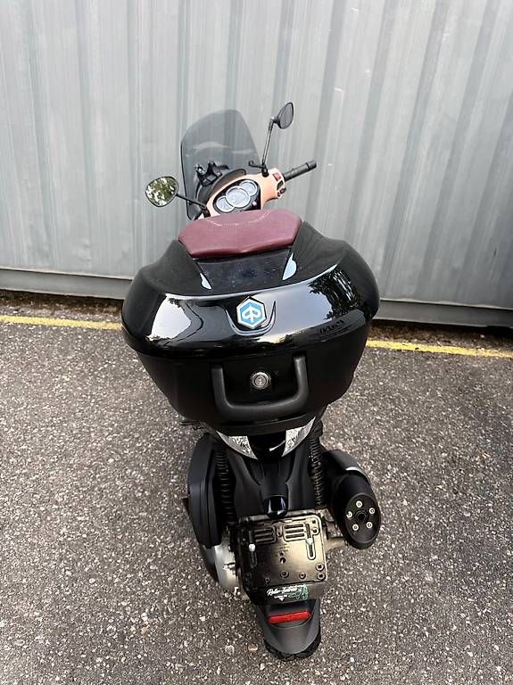 Scooter: Piaggio Beverly 350i.e ABS  – Usato da Reinach BL venduto da pan_pjc6 4