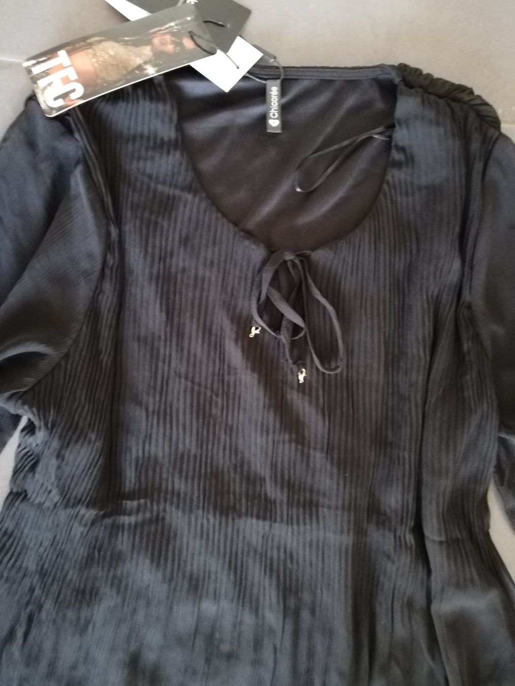 Camicette: Schöne,elegante Bluse NEU Gr M – Nuovo (secondo la descrizione) da Untersiggenthal venduto da Marlen59 2