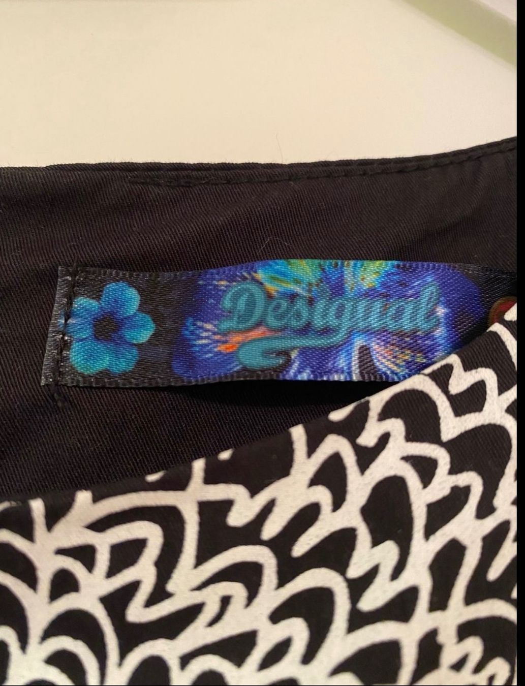 Desigual Kleider: Robe Desigual mise 1x. Taille 36 – Neu (gemäss Beschreibung) aus Dombresson von feline_ne 4