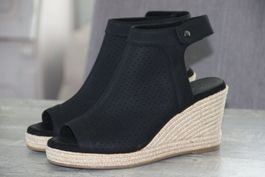 Neue schöne Schuhe / Sandalen Gr.38