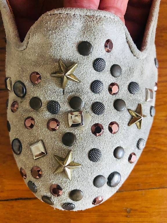 Scarpe da donna: Leder Slipper / Ballerina mit Nieten – Usato da Zürich venduto da lino07 2