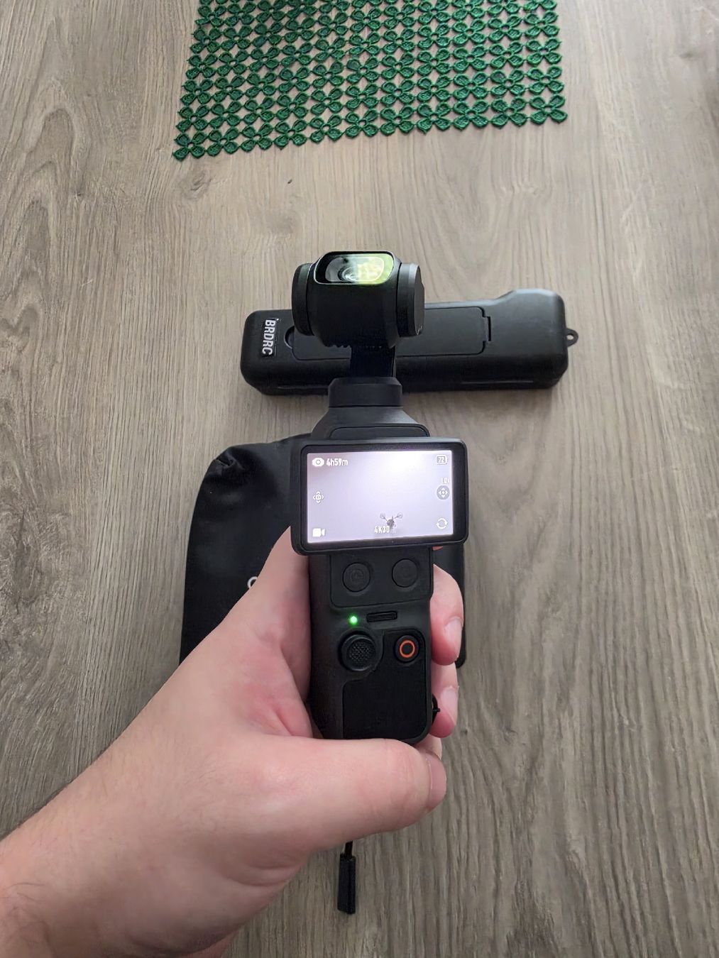 DJI Action Cam: Caméra stabilisée DJI Osmo Pocket 4 – Nuovo (secondo la descrizione) da Lausanne venduto da gio_qwg7 2