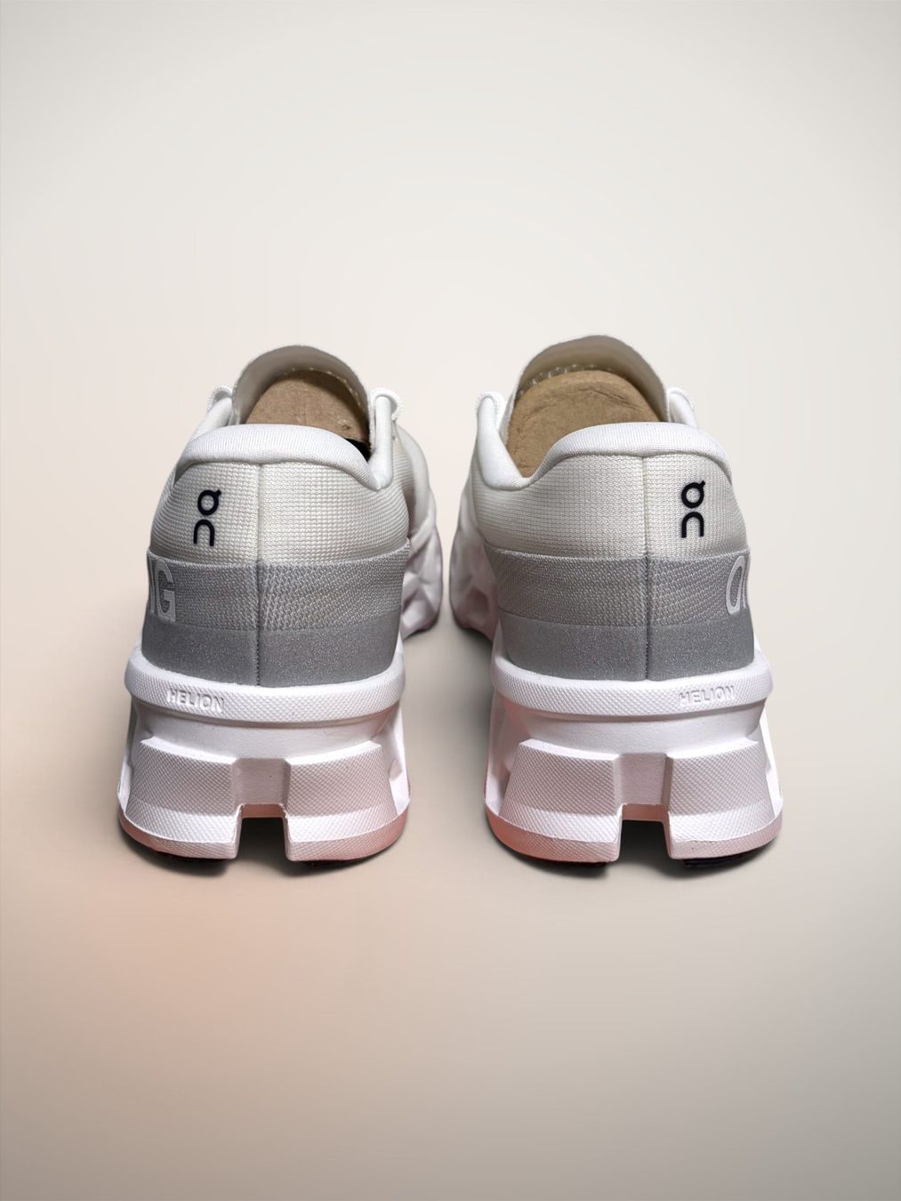 On Scarpe da donna: On Cloudmonster Olympia - NEU/OVP - EU 37.5 – Nuovo e nell'imballaggio originale da Jona venduto da Sorelli 3