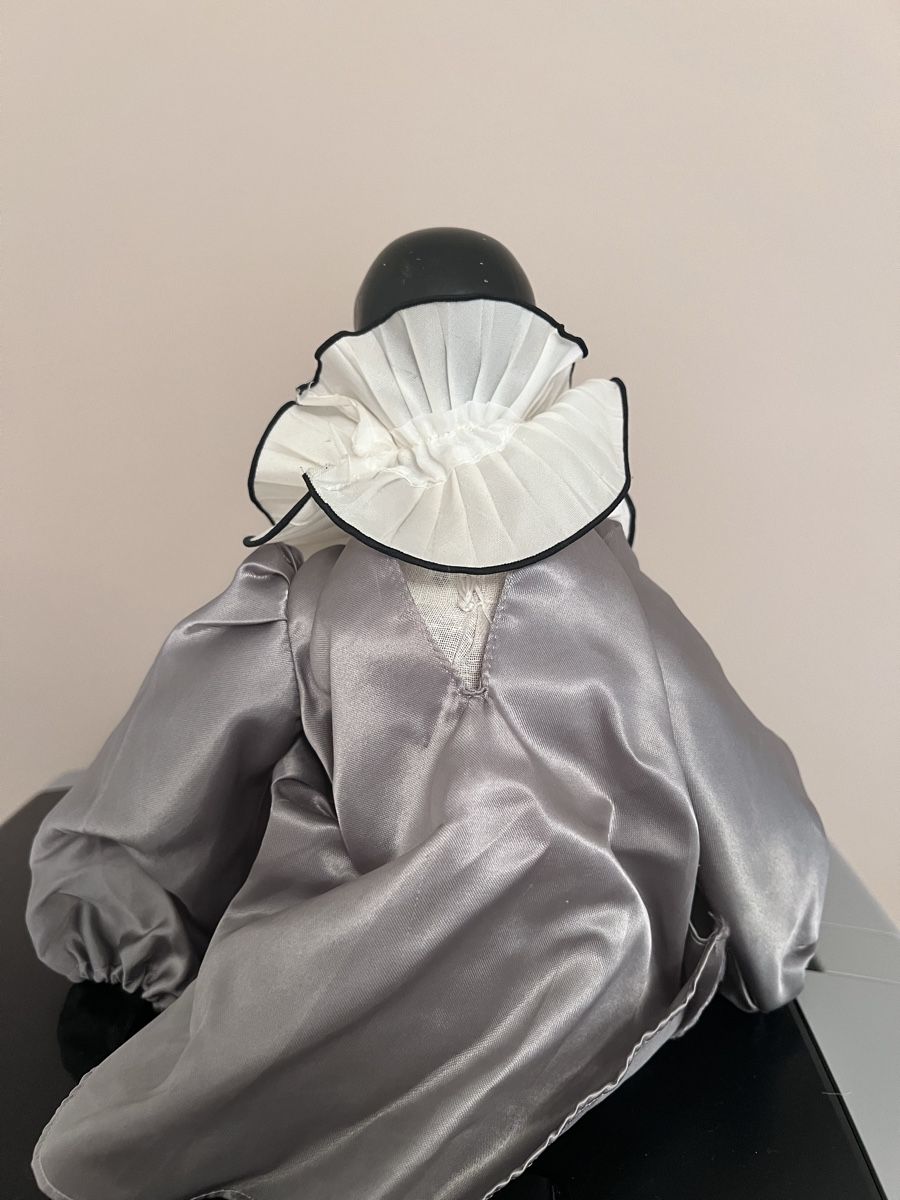Bambole: Poupée Pierrot en porcelaine – Usato da Lausanne venduto da loz_yp8x 2
