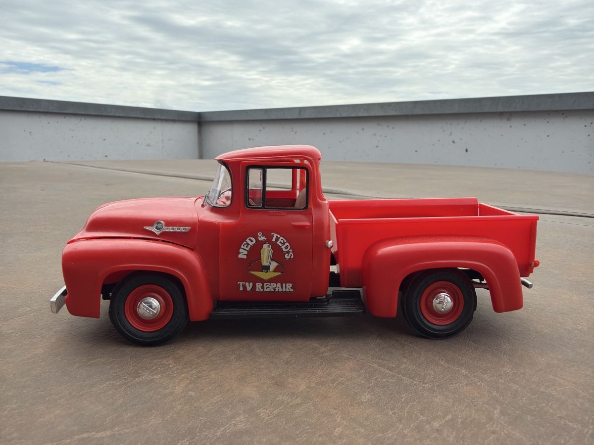 Ford Modellini d'auto: Ford Pick Up - 1/24 - Bausatz – Difettoso da Wolfwil venduto da Rolex1 1