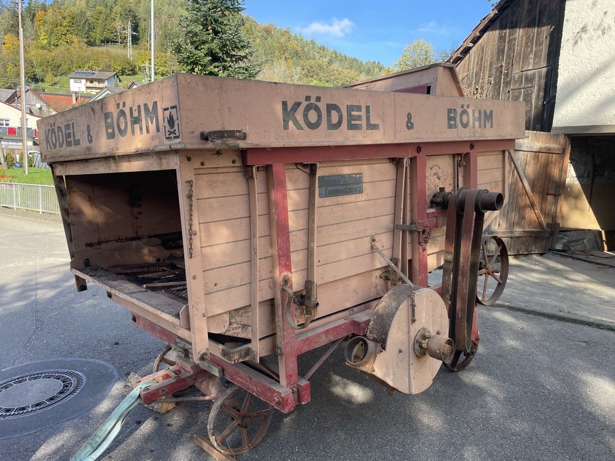 Tutte le macchine: Dreschmaschine Antik Scheunenfund – Usato da Immensee venduto da Hoefi58 4