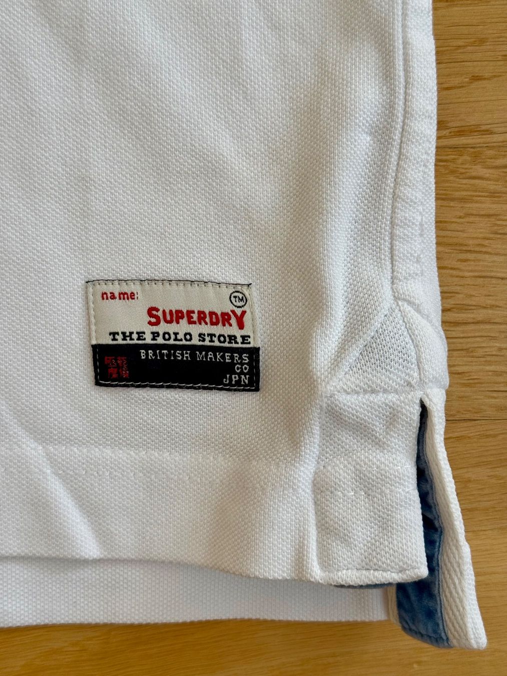 Superdry Magliette Polo: SUPERDRY - The Classic Polo - Grösse Medium – Usato da Brüttisellen venduto da eic_bwt5 5