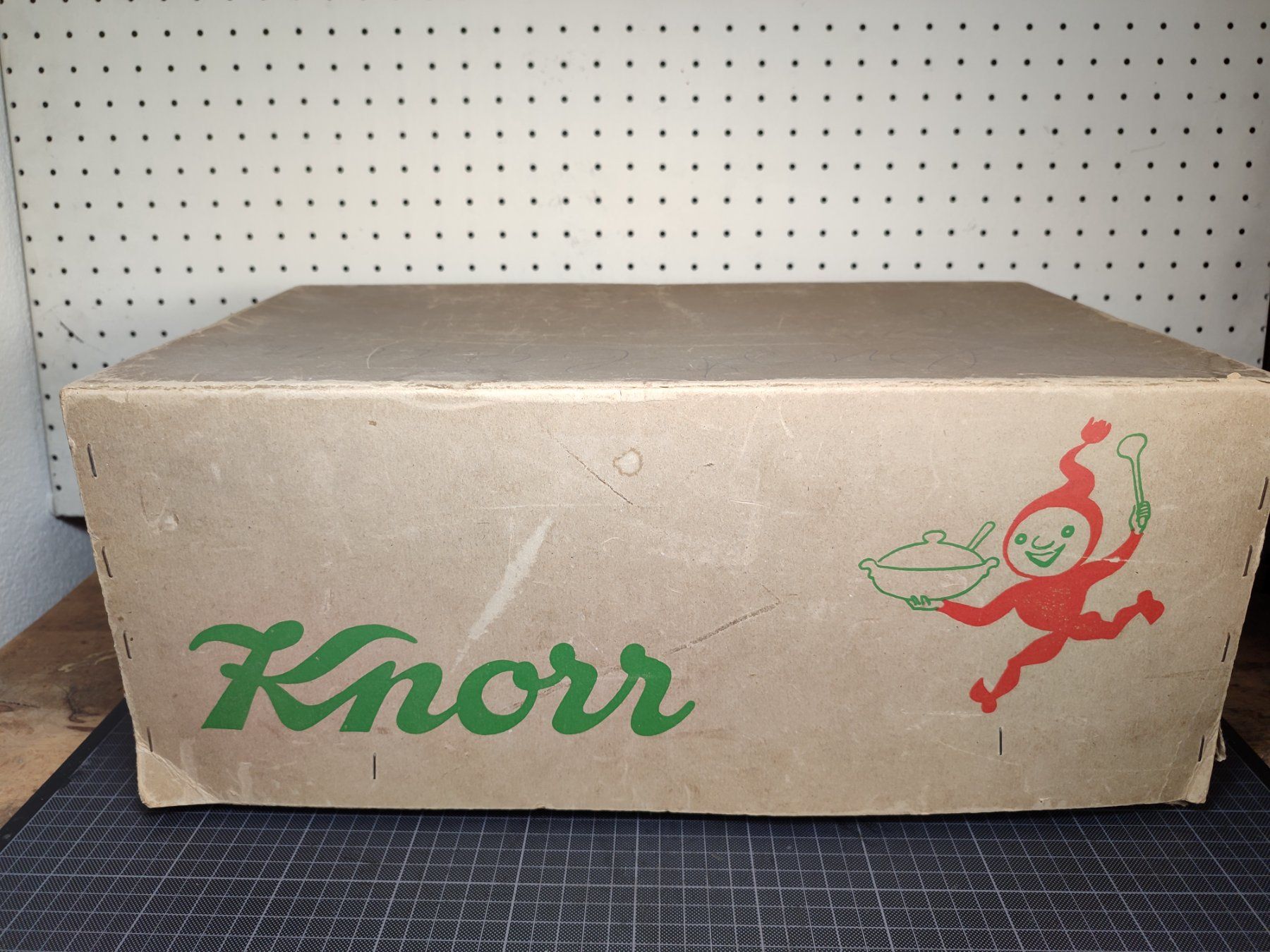 Casse di trasporto: Wunderschöne alte Kartonschachtel KNORR – Usato da Gelterkinden venduto da MYSTOREFORYOU4460
