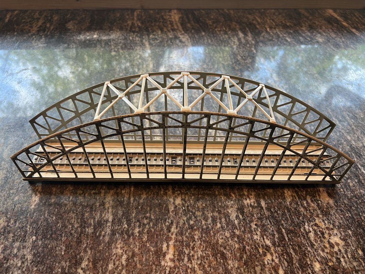Märklin Modellini di ferrovie: Marklin HO. Bogen brucke K 7163 – Usato da Le Mont-sur-Lausanne venduto da heidimichel