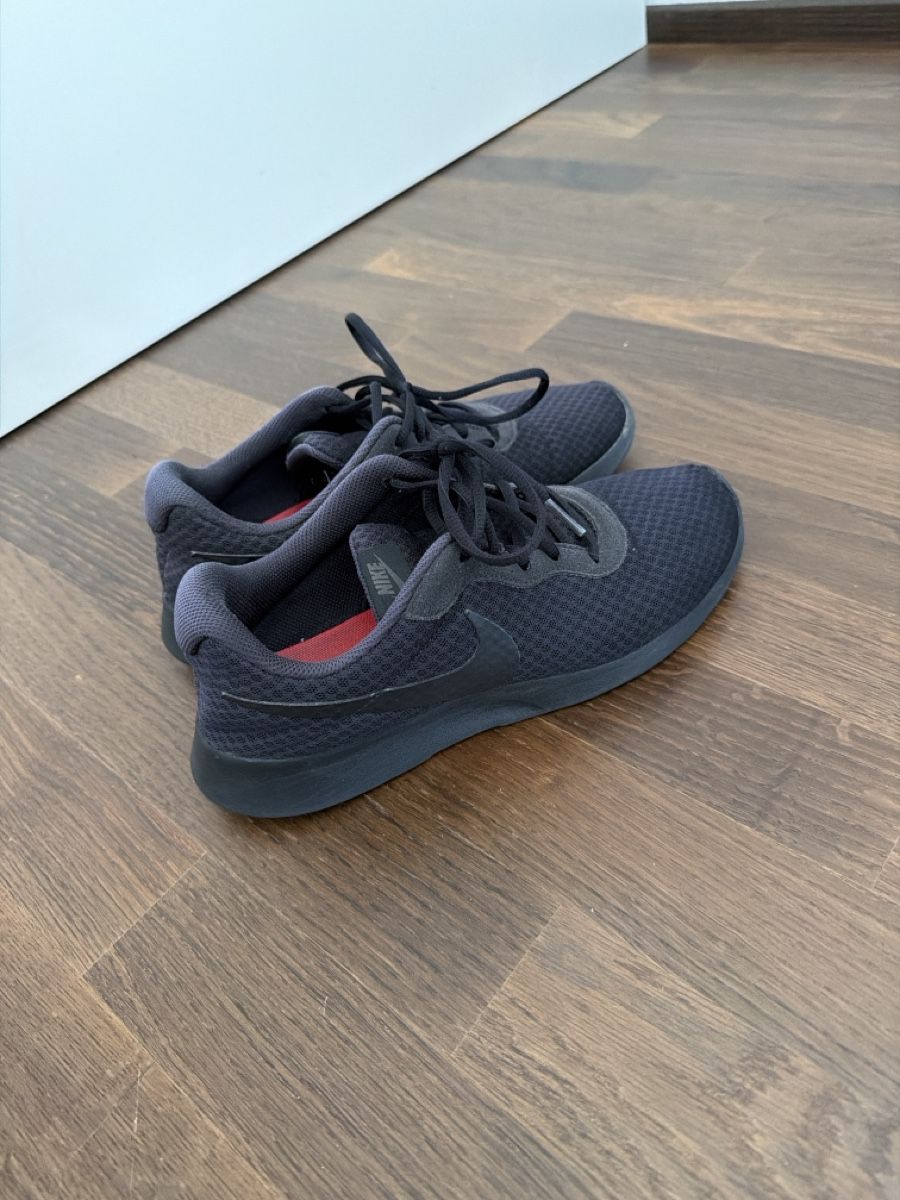 Nike Herrenschuhe: Nike Turnschuhe – Gebraucht aus Grenchen von Sephirot14