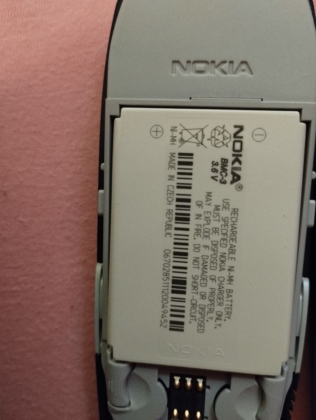Nokia Telefoni cellulari / Smartphones: Nokia mit Tasche, ein Klassiker – Usato da Ostermundigen venduto da Dinge1 4