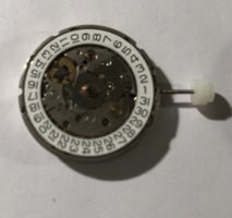 MOUVEMENT QUARTZ ET MÉCANIQUE
