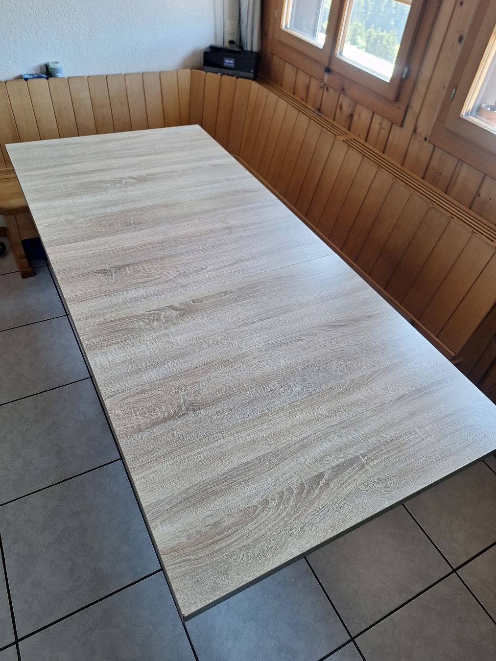 Tables: Esstisch Eiche Optik gebraucht mit Gebrauchsspuren – D'occasion à Rüegsau par Heud0 2