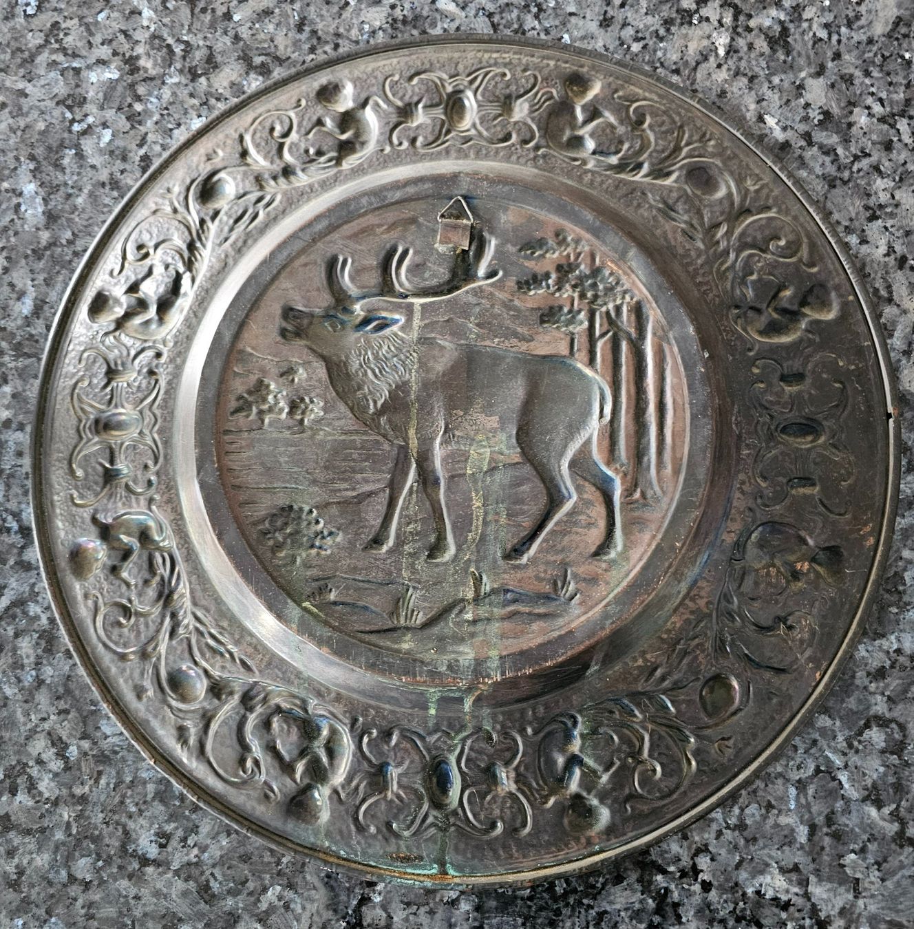 Tutte le decorazioni: Kupfer Hirsch-Wandteller – Usato da Oetwil a.d. Limmat venduto da grisilisi 1