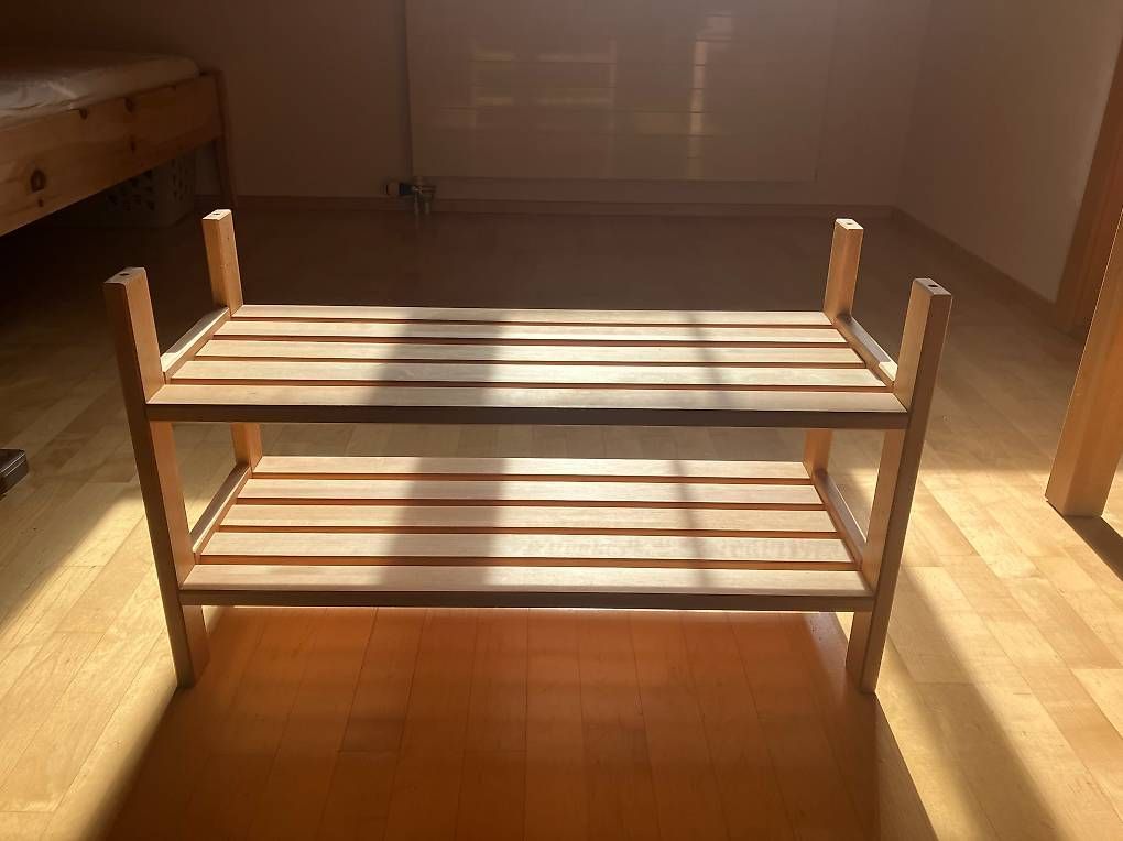 Scaffali: Schuhregal aus Öko-Erlenholz – Usato da Klosters venduto da HAK_96