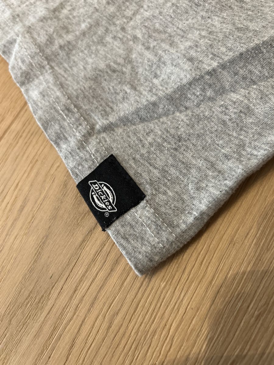 Dickies T-shirt: Dickies T-Shirt – Usato da Schlosswil venduto da dagtz10 2