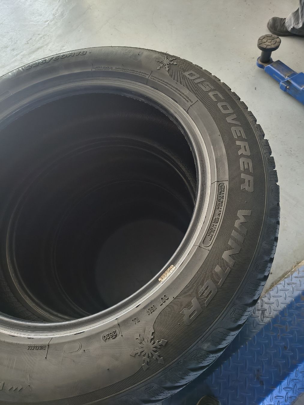 Pneus & Kompletträder: Cooper Satz Winter 225/60R18 – Gebraucht aus Volketswil von wrrhx 6