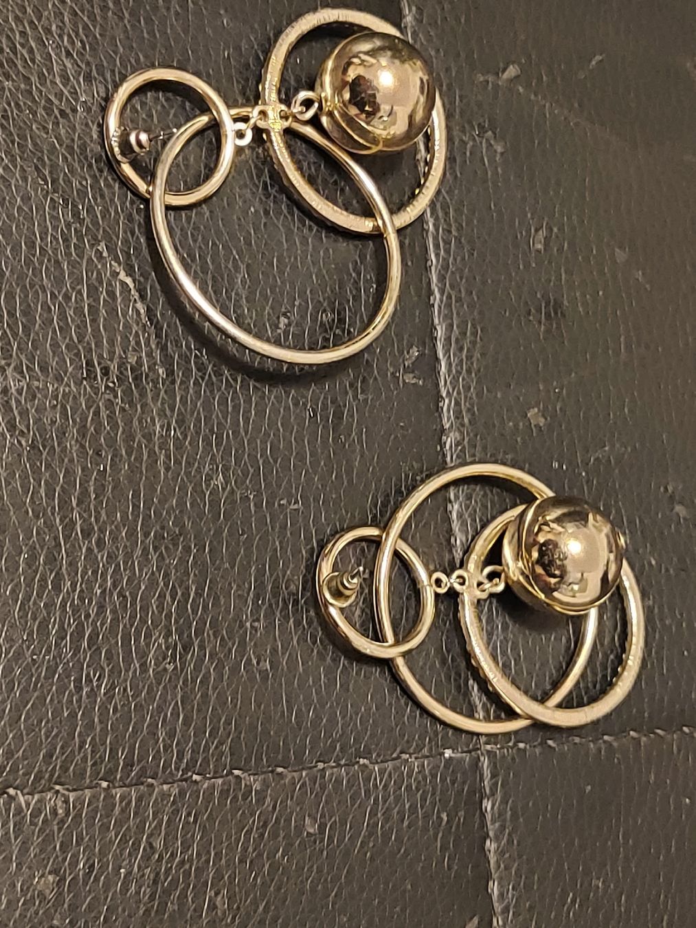 Ohrringe & -stecker: Ohrringe  – Gebraucht aus Biel/Bienne von mas_fx95 3
