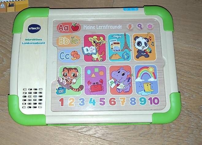 Vtech Spielzeuge: VTech Interaktives Lernkartenboard inkl. 8 Lernkarten – Gebraucht aus Dällikon von Wedoni