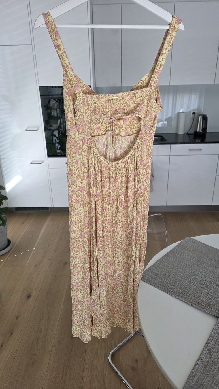 Billabong Vestiti: Billabong Kleid - Grösse M – Usato da Zürich venduto da akw_n6nd 1