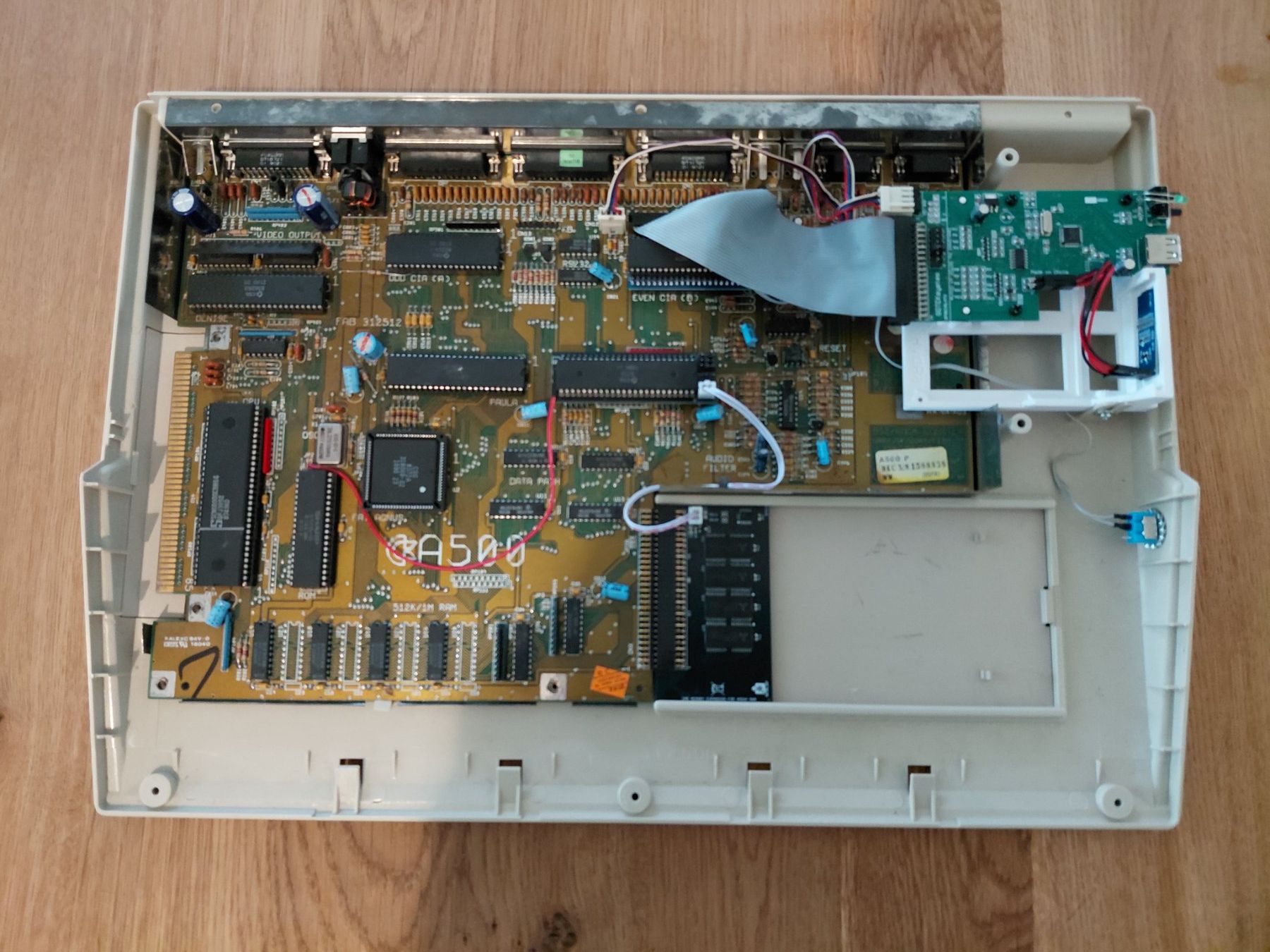 Commodore PCs: Amiga 500 Gotek + Bildschirm – D'occasion à Beringen par Beringen75 2