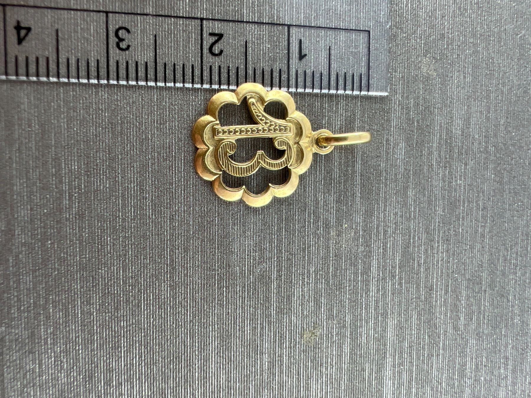 Anhänger: Anhänger 750 Gold – Gebraucht aus Niederuzwil von leo_8857 2