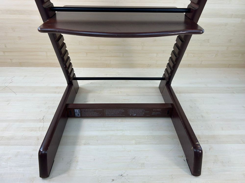 Stokke® Tripp Trapp inkl. Babyset & Kissen / Walnuss 9