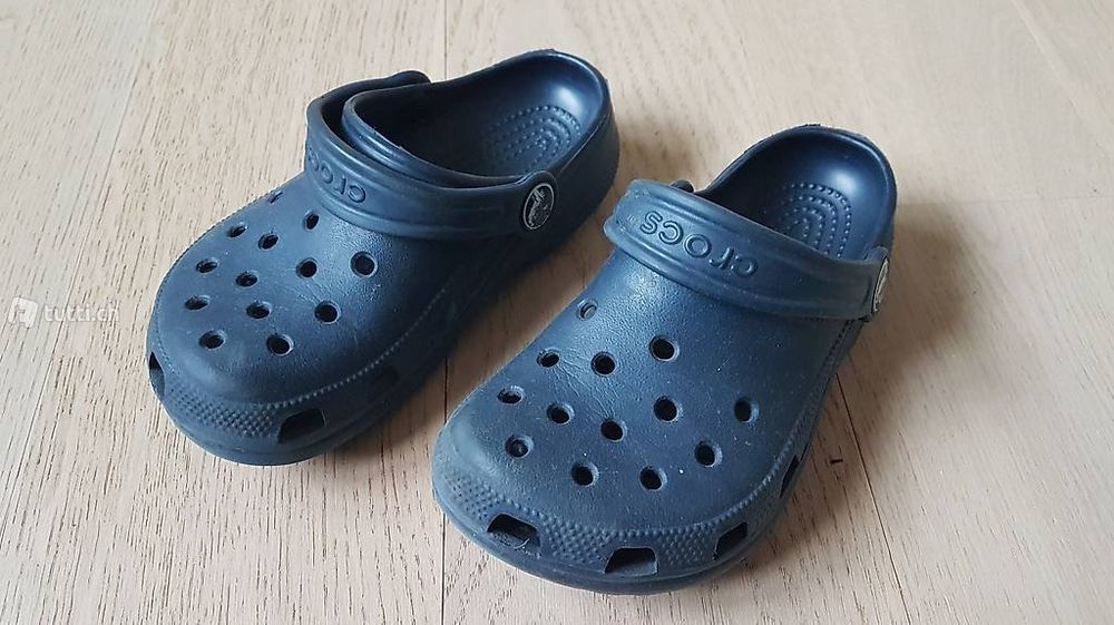 Crocs Grösse C10/11 entspricht Grösse 28 Comprare su Ricardo