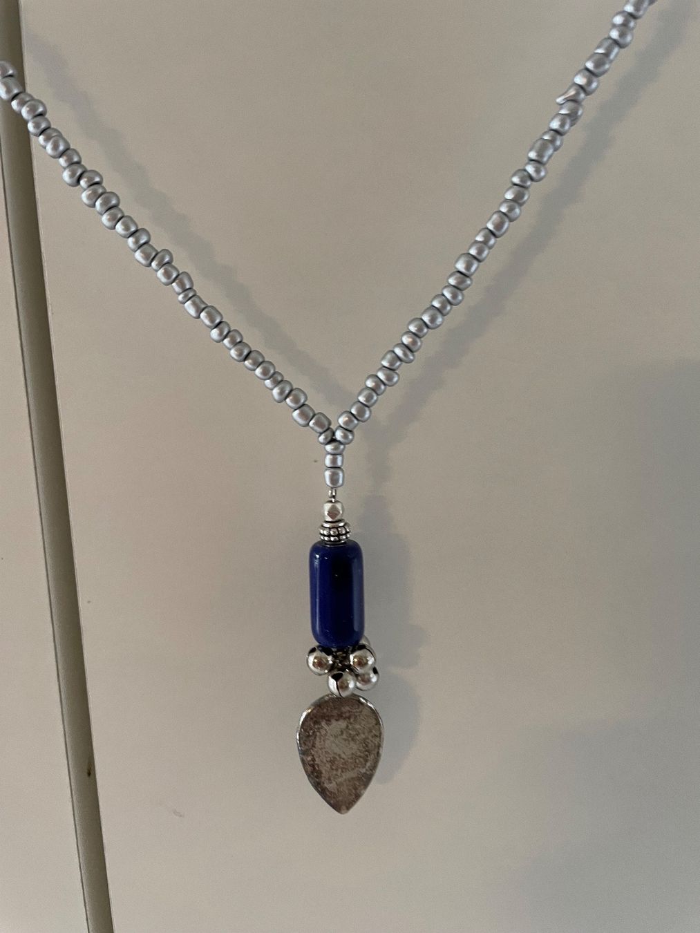 Catenine: Collier long couleur argent Indian style – Nuovo (secondo la descrizione) da Pully venduto da kaba07