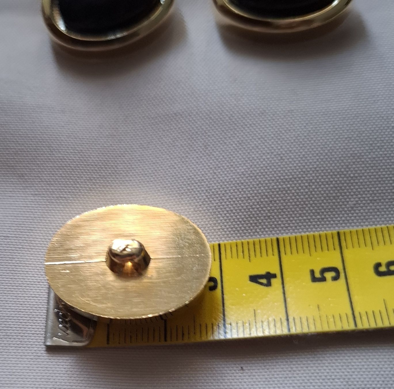 Bottoni: 6 elegante Knöpfe, oval, 29 mm. – Usato da Dietikon venduto da Hirschkopf 3