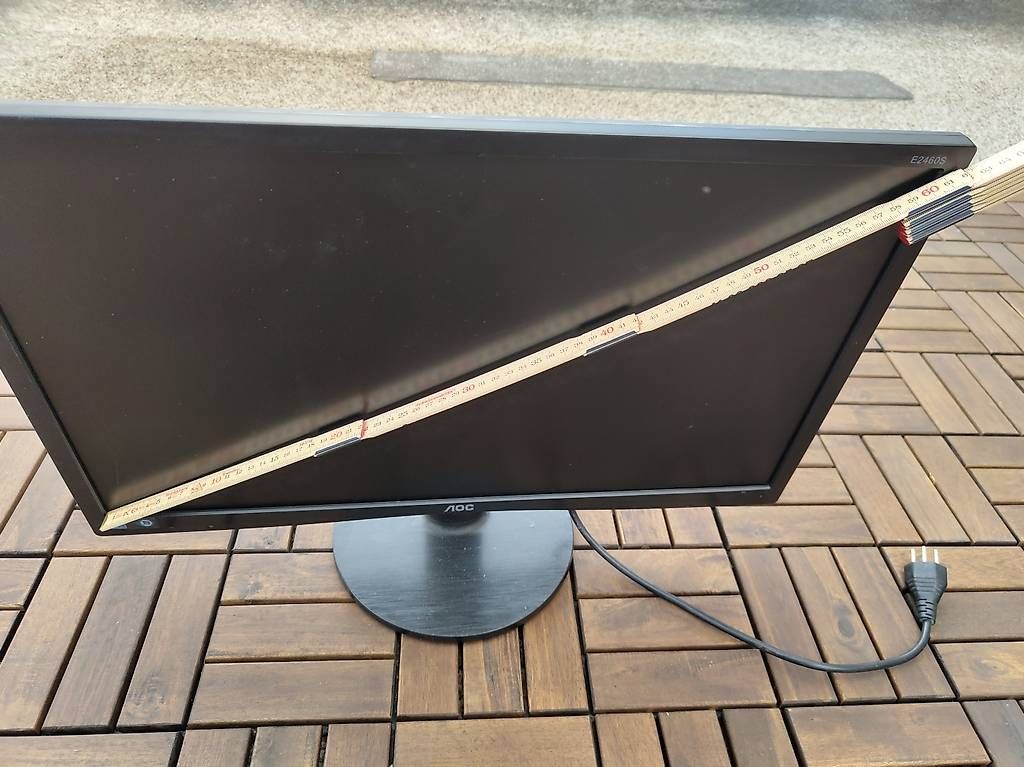 Monitore: AOC LCD Monitor – Gebraucht aus Küttigen von SimiKimi7 1