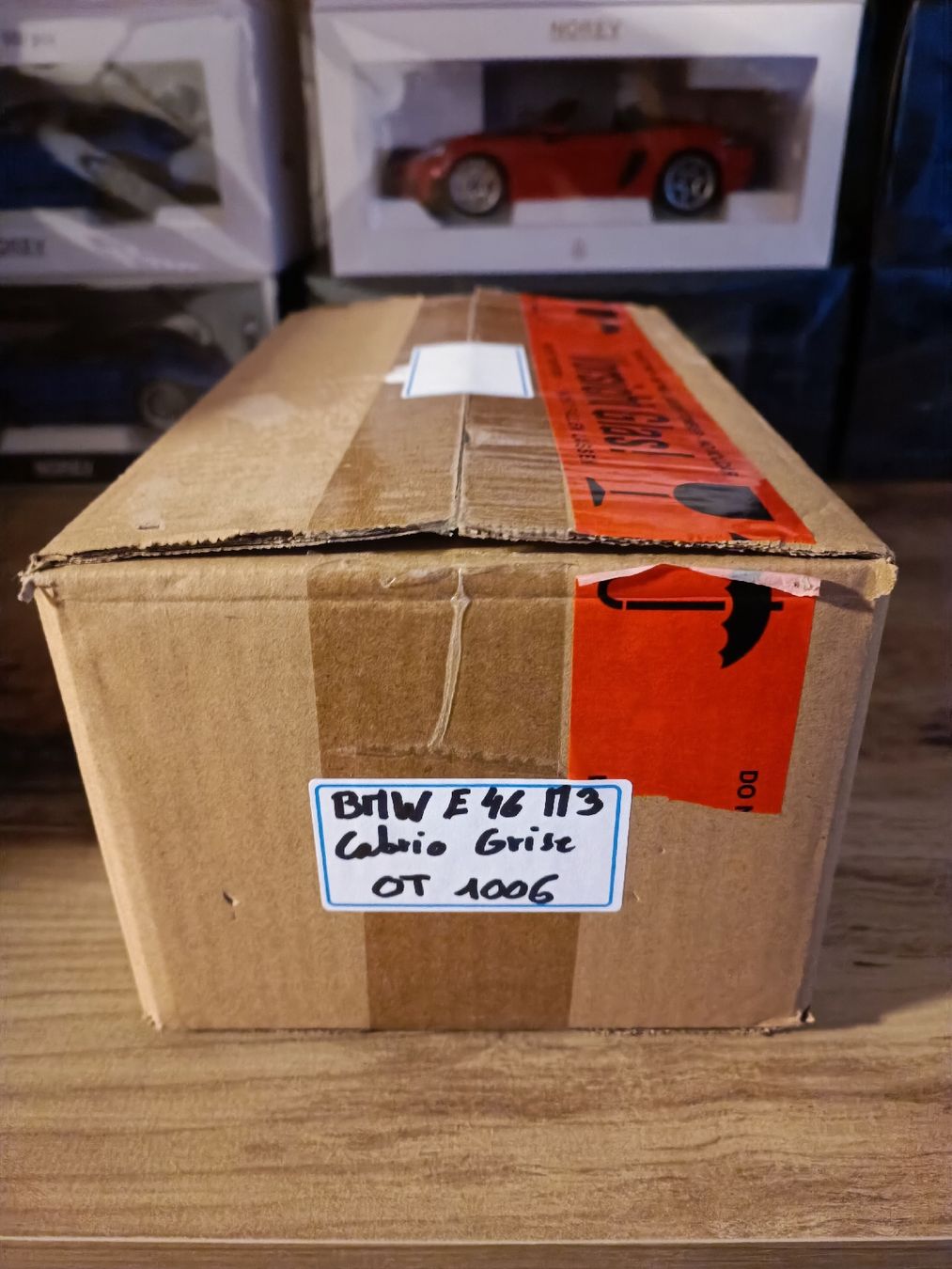 BMW Modellini d'auto: BMW E46 M3 Convertible Silver Grey A08 2004 OTTO-MOBILE – Nuovo e nell'imballaggio originale da La Joux FR venduto da Pepere5 7