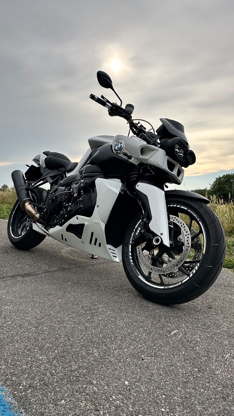 BMW Strasse: BMW K1200R – Gebraucht aus Ostermundigen von S.A.V. 5