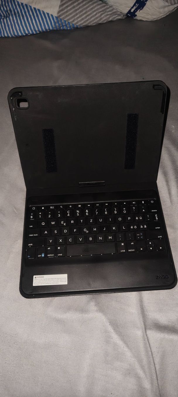 Tastiere: ZAGG Tastatur-Case für Tablet – Nuovo (secondo la descrizione) da Hettlingen venduto da MojitoBrate