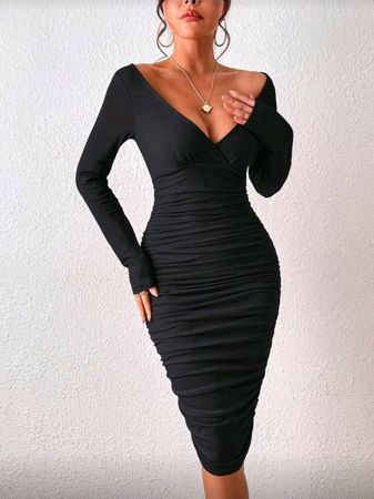 Figurbetontes Kleid - 38 / M - schwarz 2️⃣