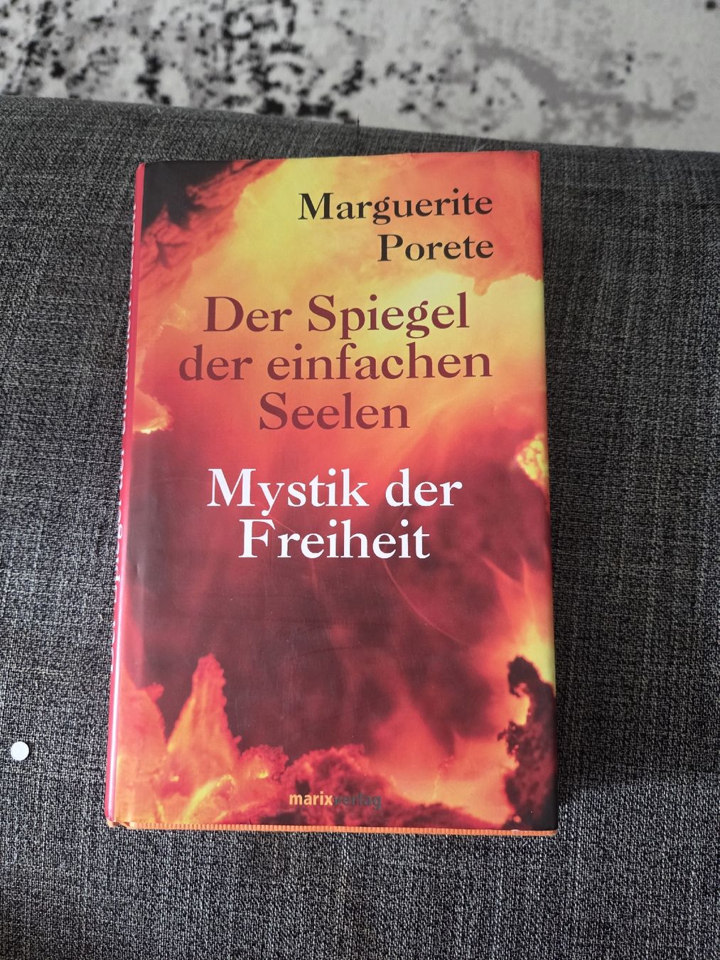 Bücher: der Spiegel der einfachen Seelen – Gebraucht aus Lostorf von _Venus_