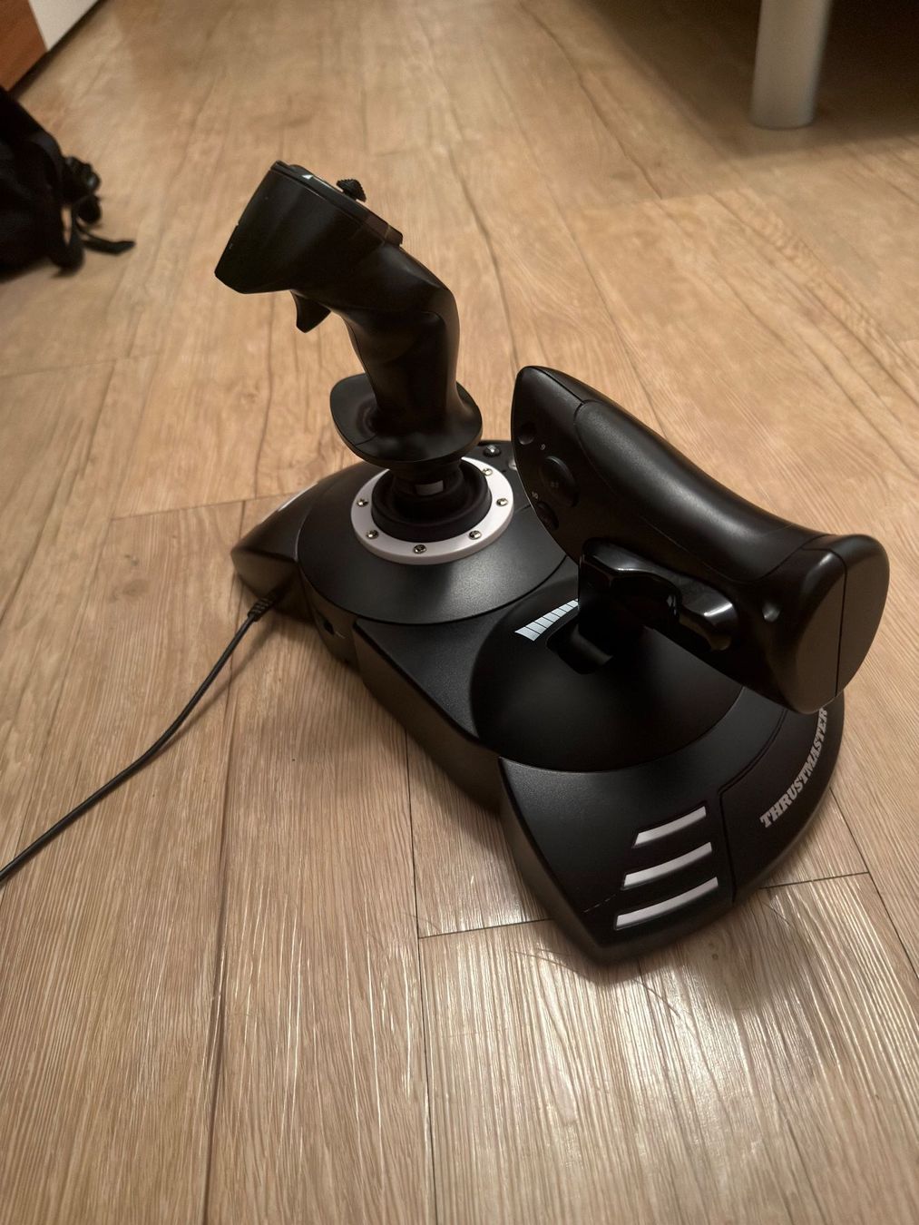 Thrustmaster Controller: Thrustmaster T.Flight Hotas One ( Xbox One, Series / PC) – Usato da Uzwil venduto da Kristof_77 2