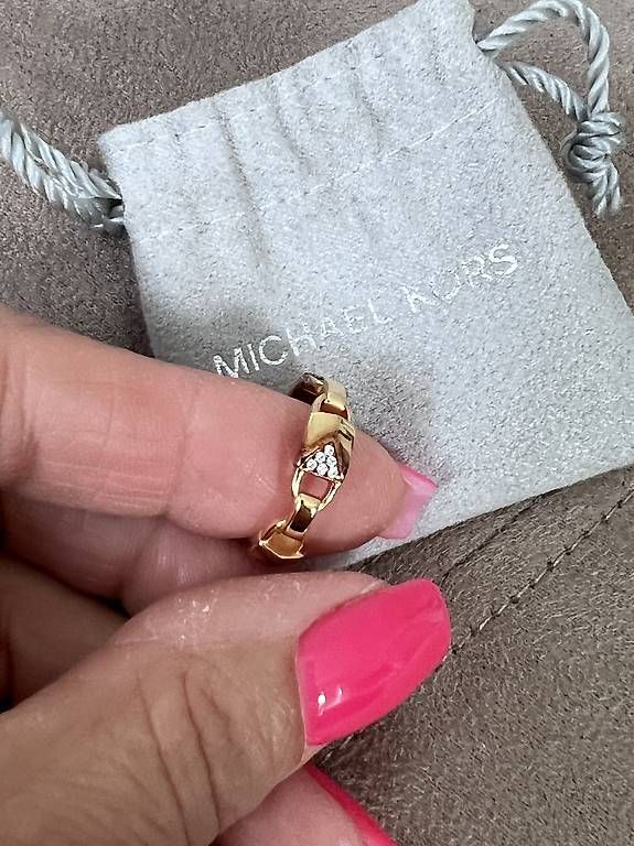 Anelli: Bague Mikael Kors, dorée, taille 52 – Usato da Echallens venduto da fayetrahel
