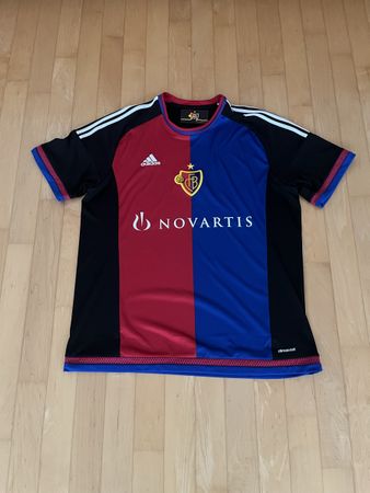 Fussballtrikot FC Basel Adidas Grösse XL neuwertig