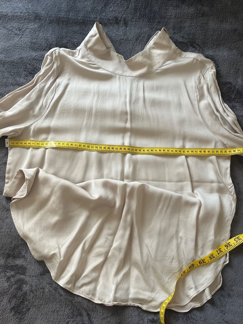 H&M Camicette: New  beautiful silk blouse H&M size M – Nuovo (secondo la descrizione) da Chêne-Bougeries venduto da Seetooyoo 6