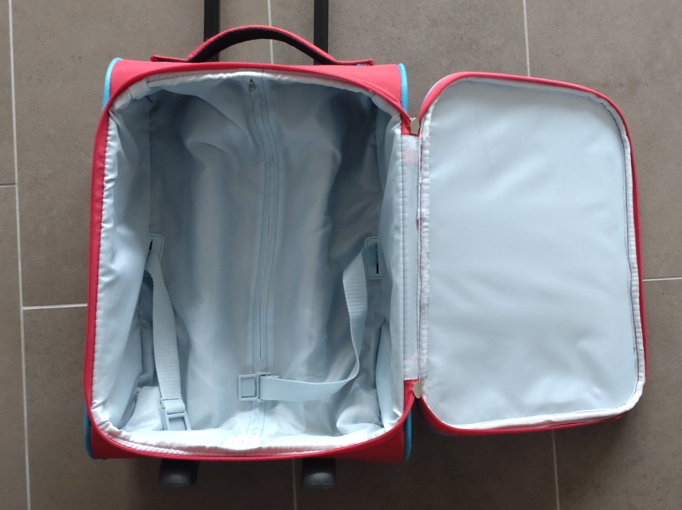 Valigie: Valise à roulettes enfants – Usato da Vuadens venduto da Tsaberli1 1