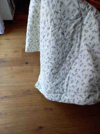 Decken: 2 Tagesdecken – Gebraucht aus Frutigen von iva_52db