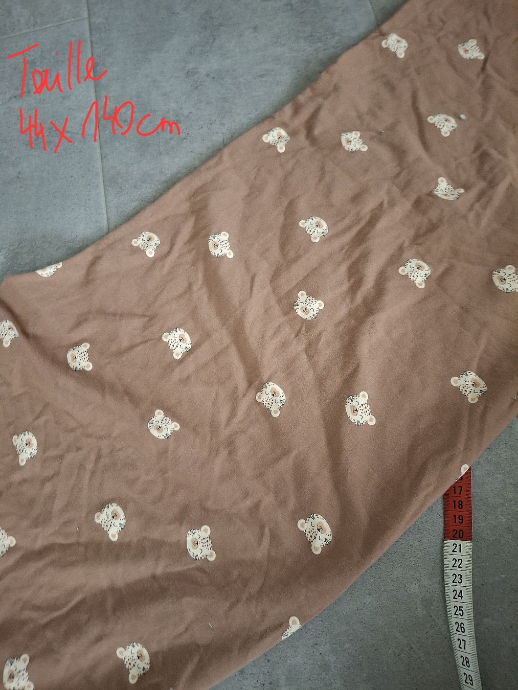 Tessuti: lot de 6 tissus beige  – Usato da Riaz venduto da Fannyh97 3
