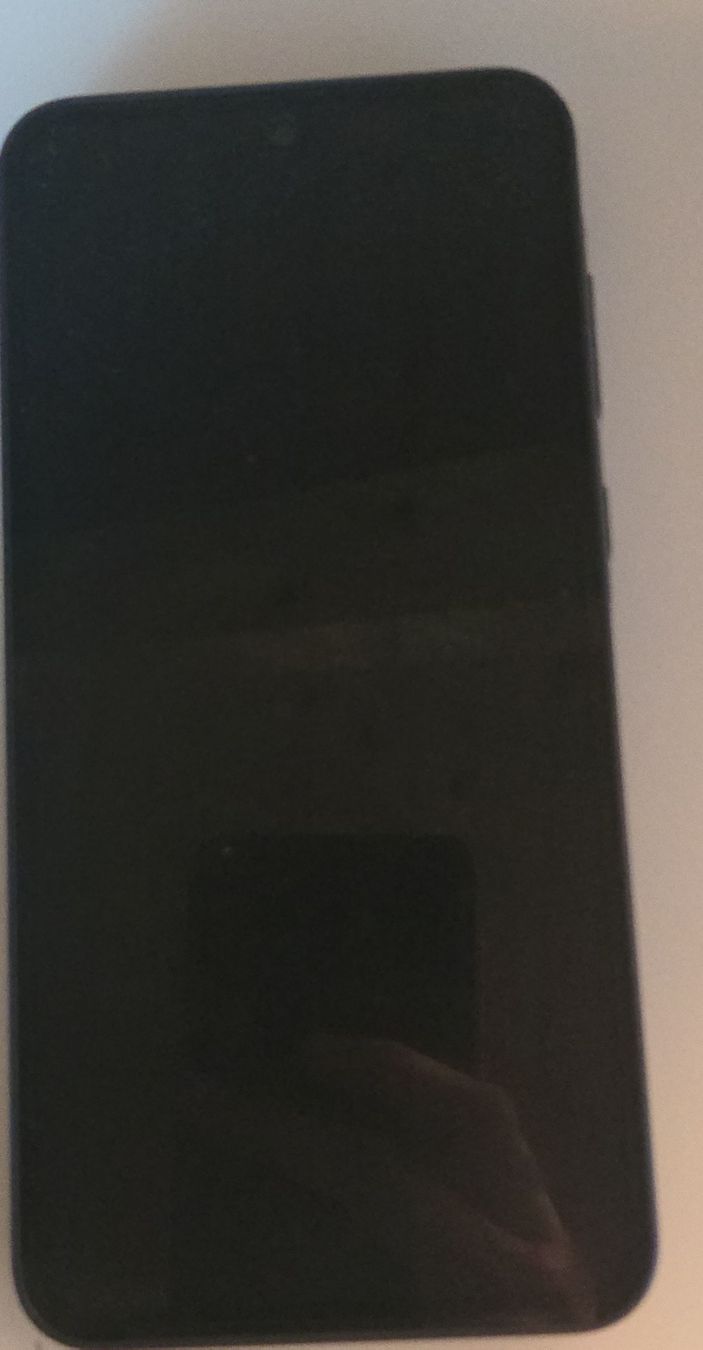 Samsung Handys / Smartphones: Samsung Galaxy A35 Glas Kaputt  – Defekt aus Uttigen von Lami0608