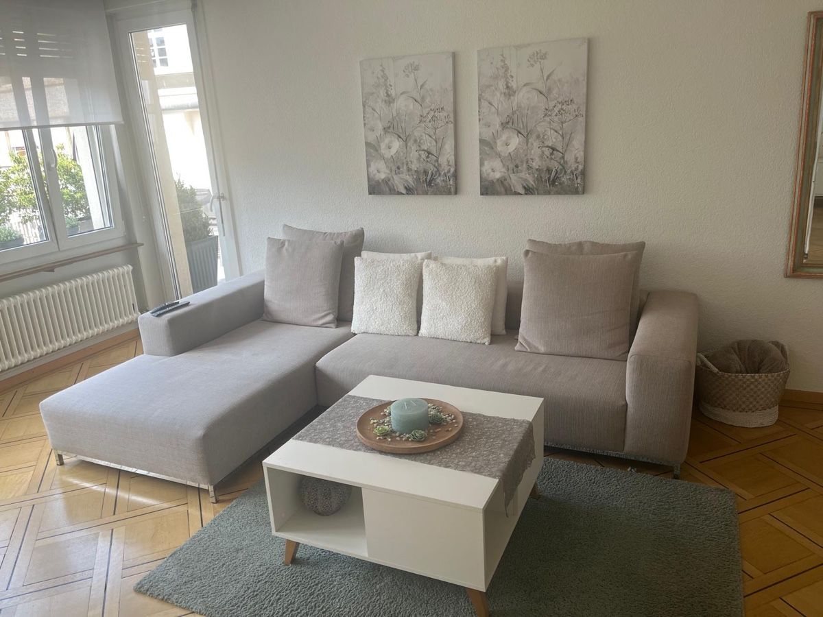 Sofas: Sofa Stoff beige – D'occasion à Biel/Bienne par urs_qt7d