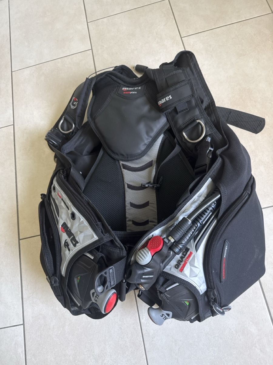 Mares Mute per immersioni: Mares Grace Ergotrim Tarierweste LADY Grösse L – Nuovo (secondo la descrizione) da Birmensdorf ZH venduto da div_9q25 4