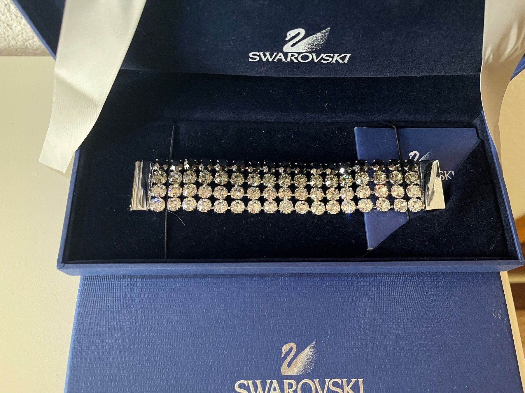 Swarovski Bracciali & Braccialetti: Swarovski statement Armband Neu & original – Nuovo (secondo la descrizione) da Kirchleerau venduto da Piroska05 4